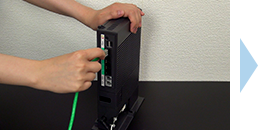 ホームゲートウェイにLANケーブルを繋ぐ